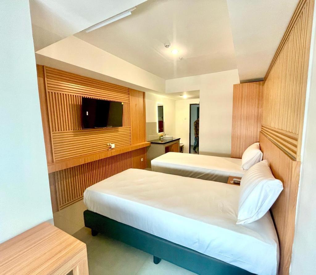 Nemuru Hotel Ciputat Pondokcabe Hilir ภายนอก รูปภาพ