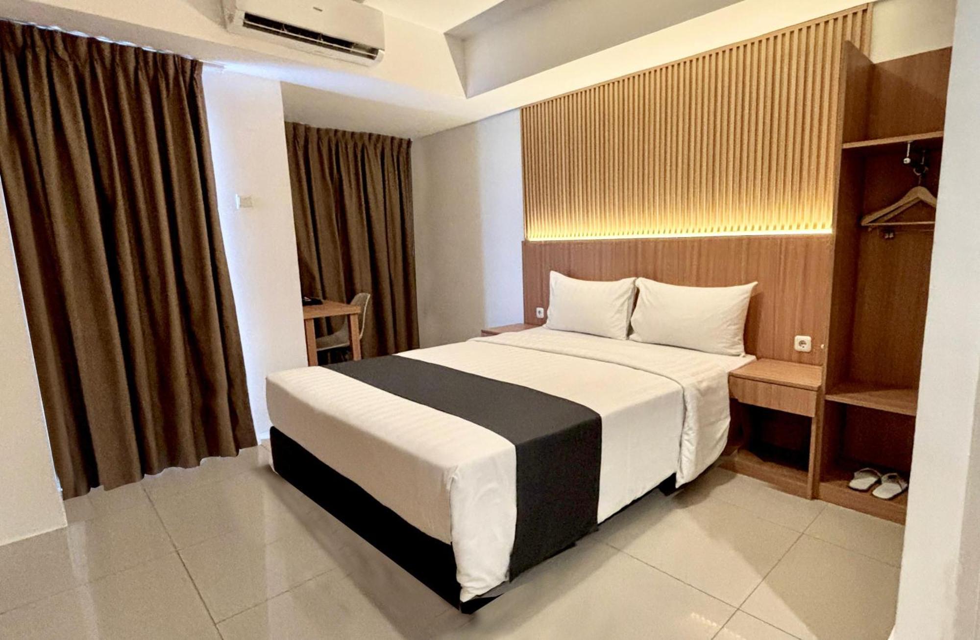 Nemuru Hotel Ciputat Pondokcabe Hilir ภายนอก รูปภาพ
